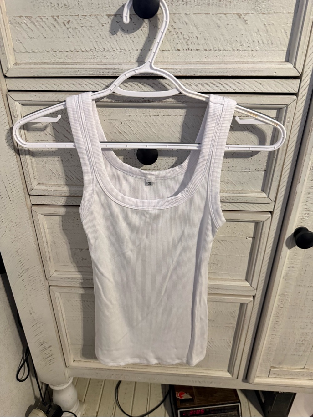 Classic White Ribbed Tank Top - Women